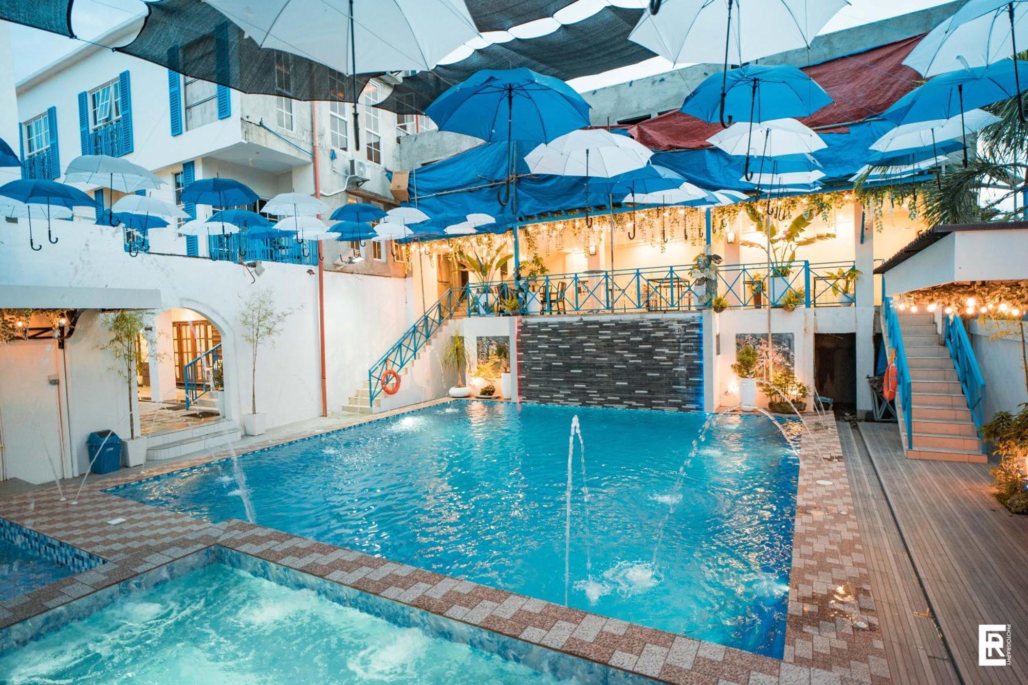 Bernese Resort Hotel Powered By Cocotel Ligao Exterior photo